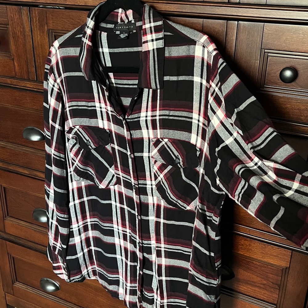 Sanctuary Black, White, and Red Plaid Button-Down Shirt